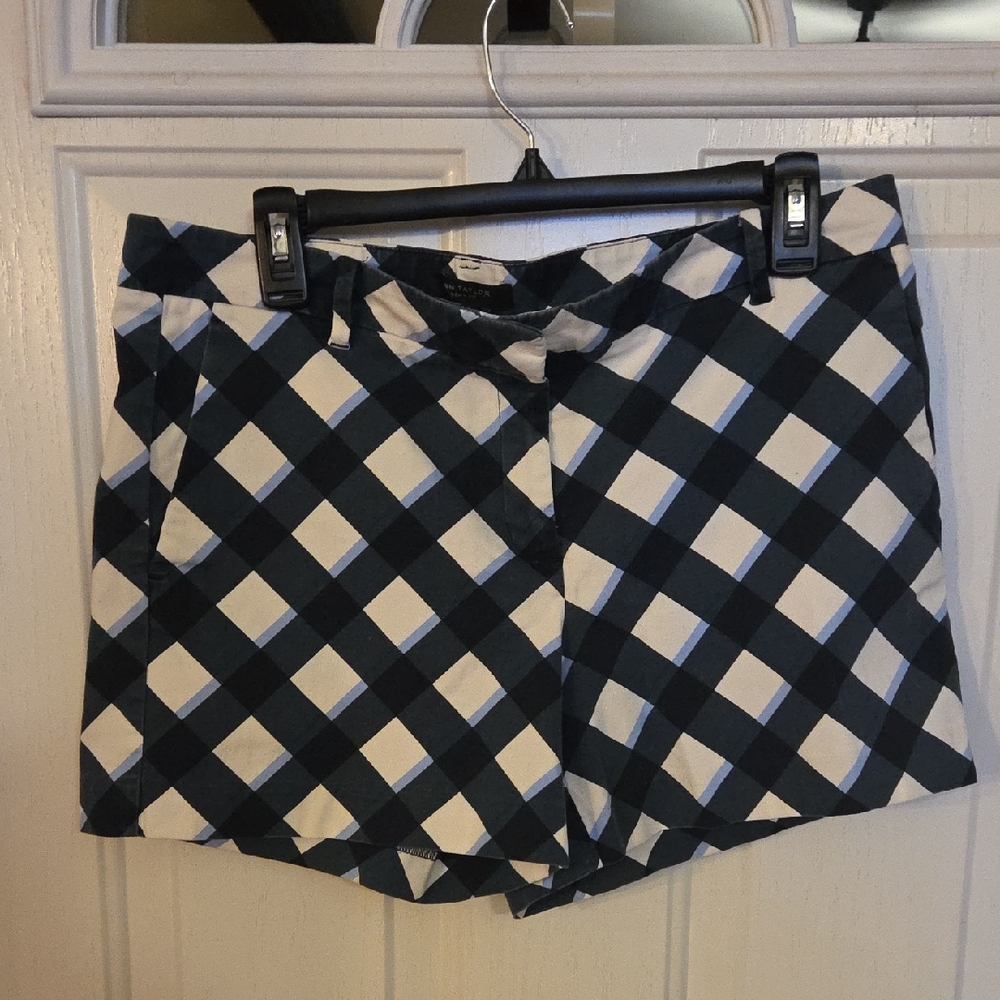 Ann Taylor Navy and Cream Checkered Women's Shorts Size 10
